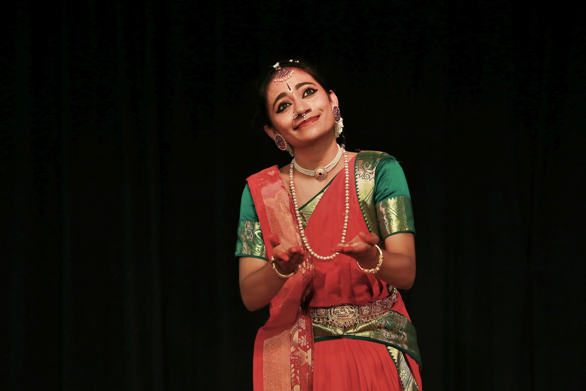 Niki Prasad debut performance